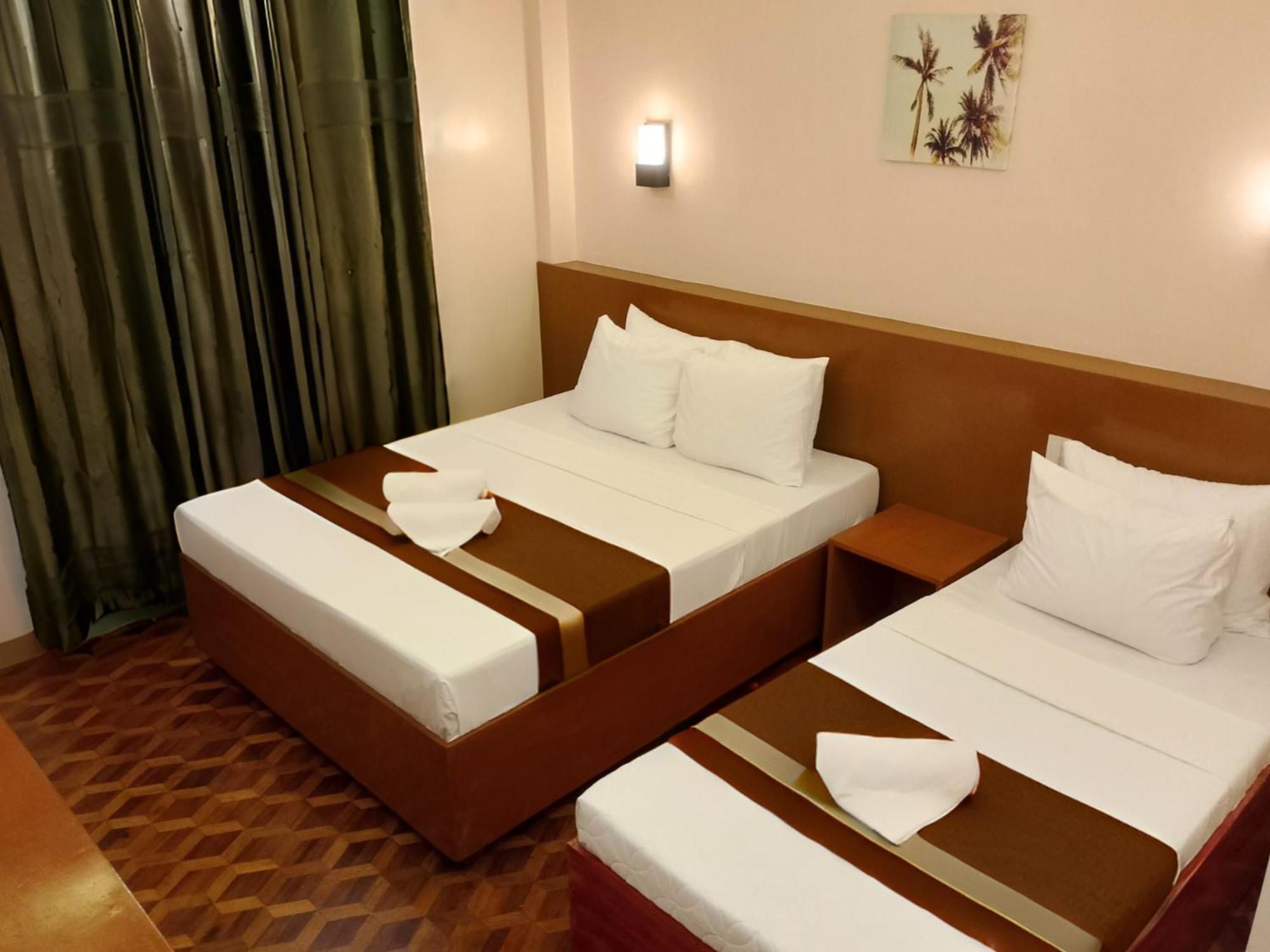 Dy Heritage Suites Vigan Bagian luar foto