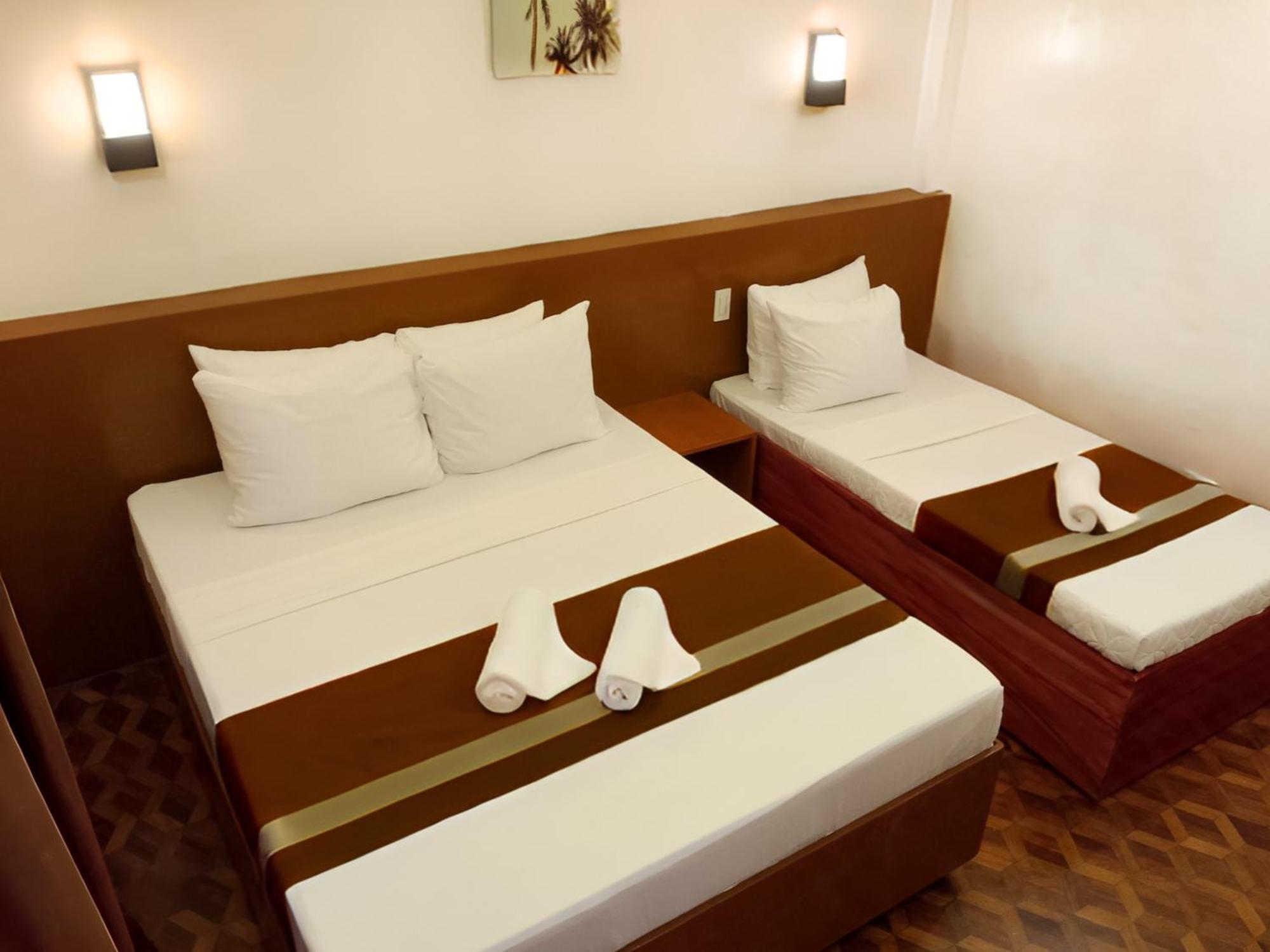 Dy Heritage Suites Vigan Bagian luar foto