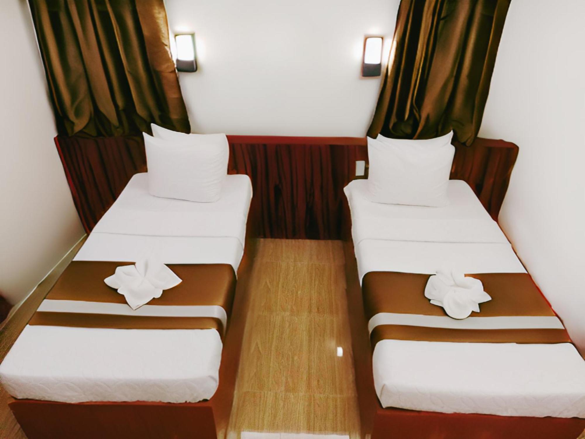 Dy Heritage Suites Vigan Bagian luar foto